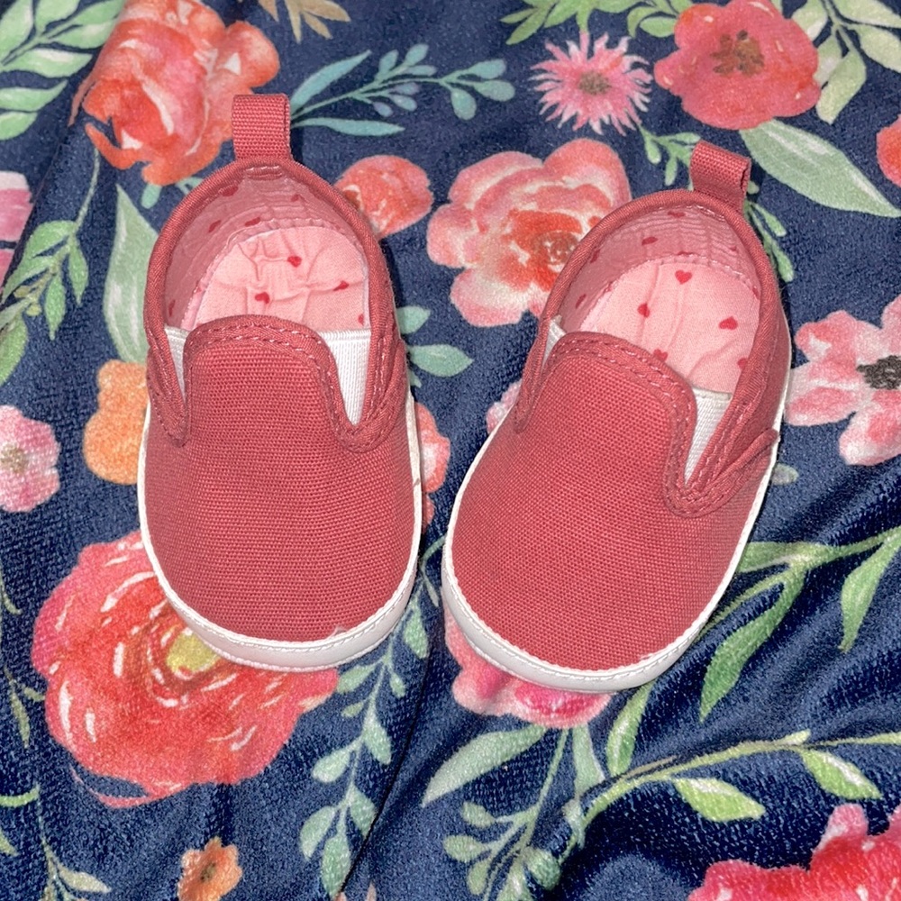 Carter’s red sneakers